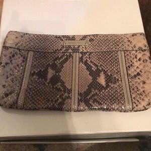Michael kors clutch